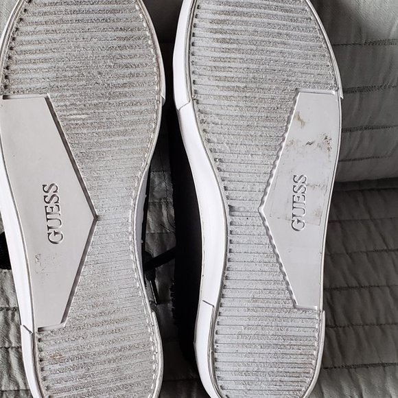 Women's Guess sneakers size 8.5 - Picture 4 of 7